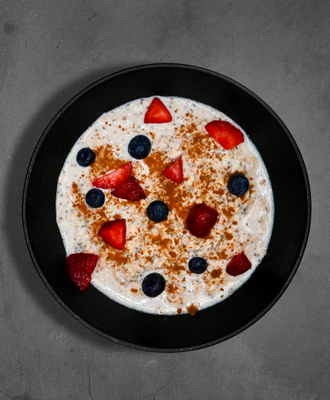 Vanilla Berry Protein Overnight Oats